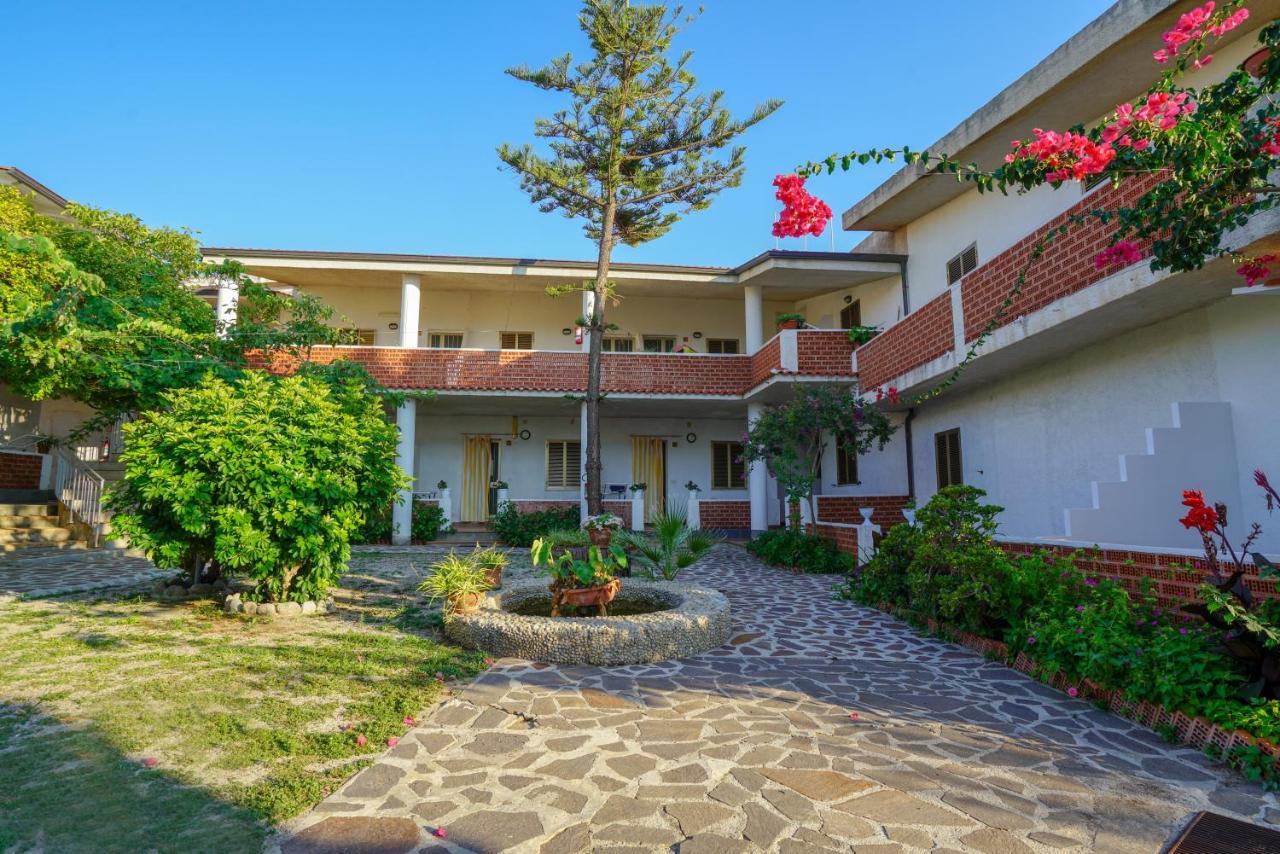 Hotel Residence Le Playe Santa Domenica  Εξωτερικό φωτογραφία